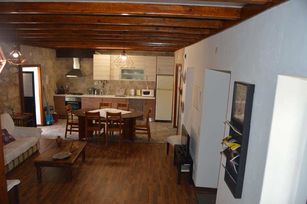 Casinha Da Avo Maria Villa อัลโกบาซา ภายนอก รูปภาพ